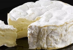Cheeses of the world - Camembert de Normandie 